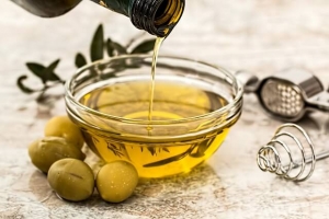 Natuurlijke middelen tegen snurken: olijfolie